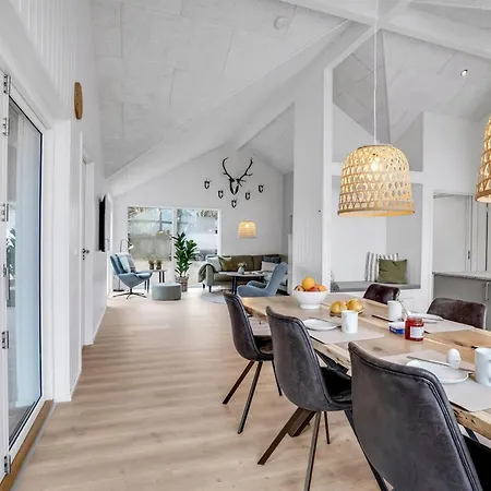 Anila - 80m From The Sea By Interhome Bøtø By